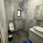 Andrea Apartment *